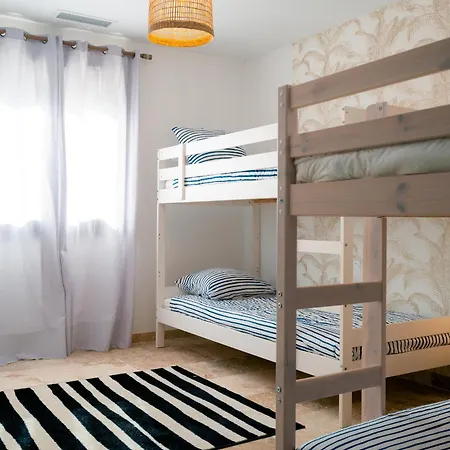 Margot Stunning Pool 500 M