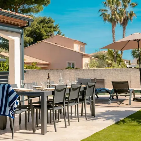 Vila Margot Stunning Pool 500 M *