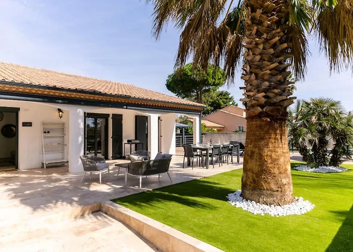 Margot Stunning Pool 500 M * Le Grau-dʼAgde